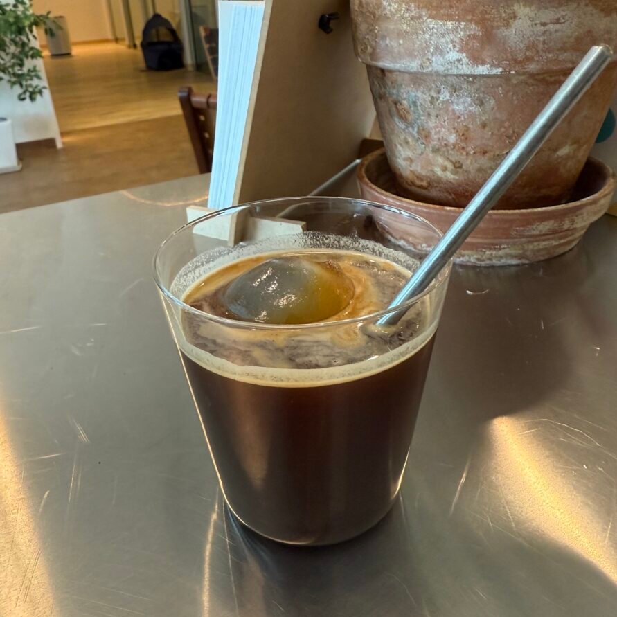 Black - Iced